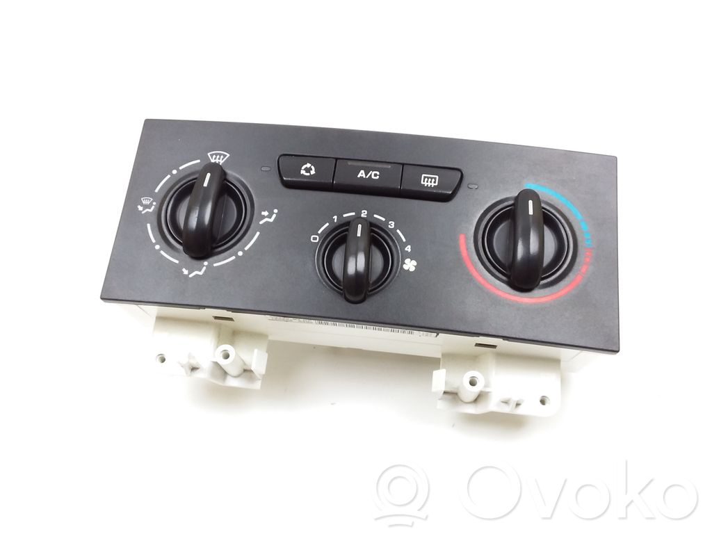 Climate control unit   B9642,G0799