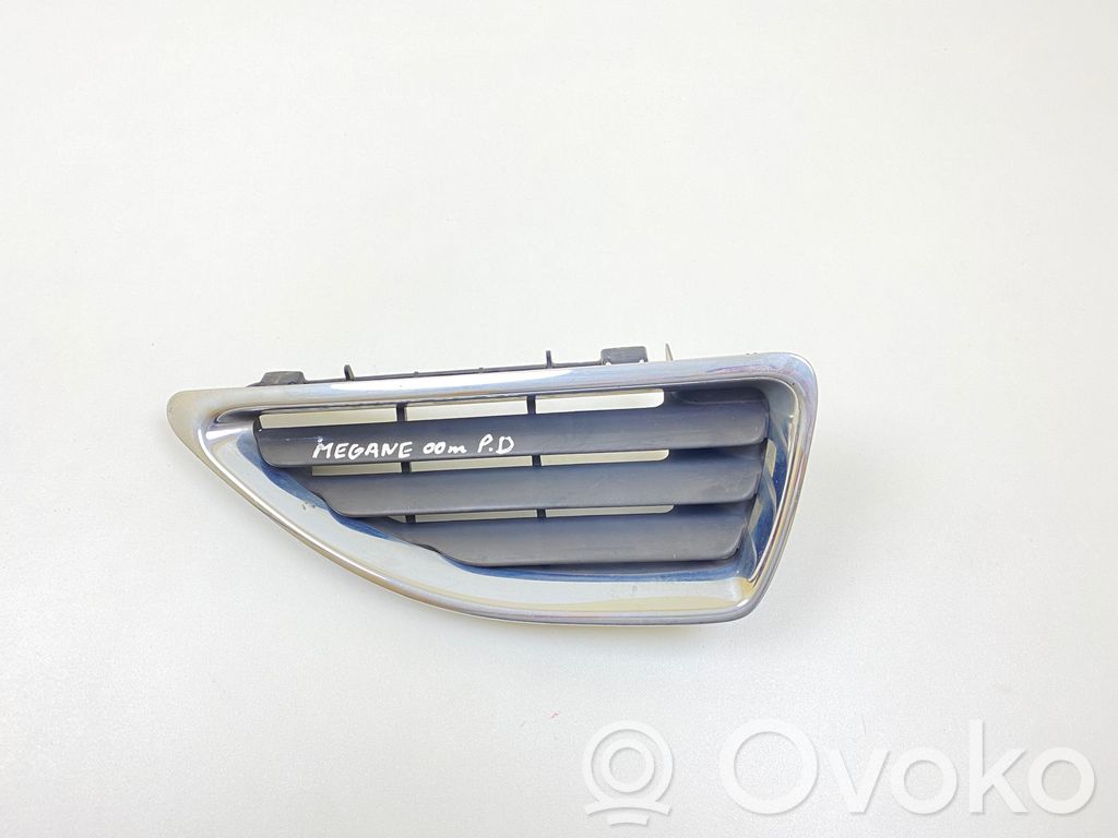 Renault Megane I Front grill 