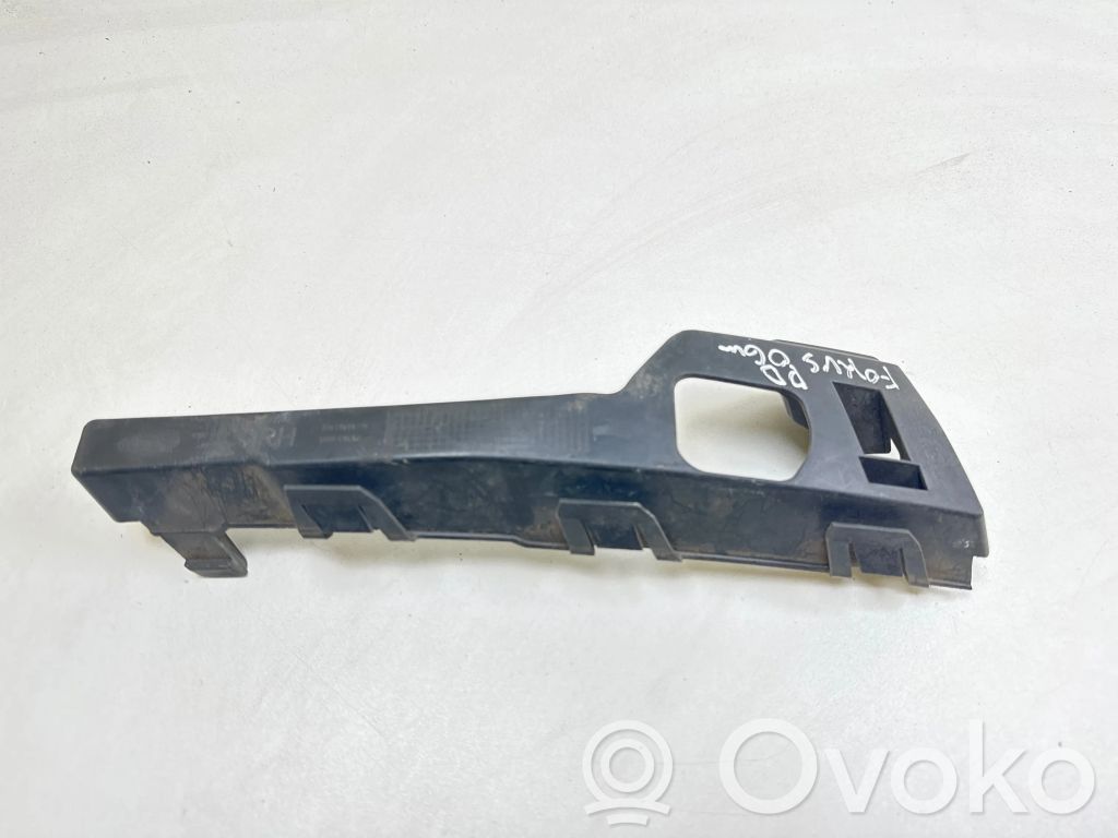 Ford Focus Front bumper mounting bracket 