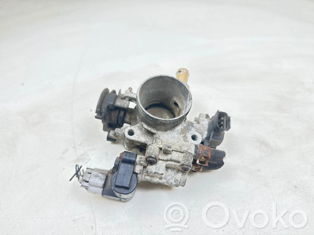 Toyota Corolla Verso AR10 Droseļvārsts 