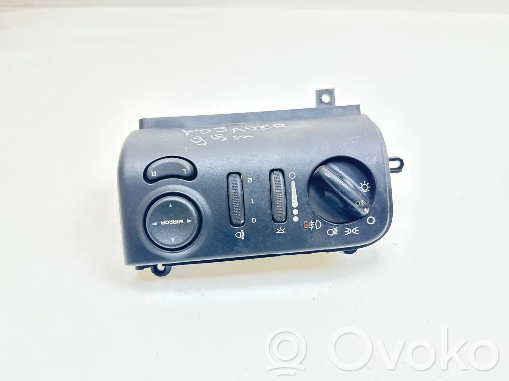 Chrysler Voyager Light switch 