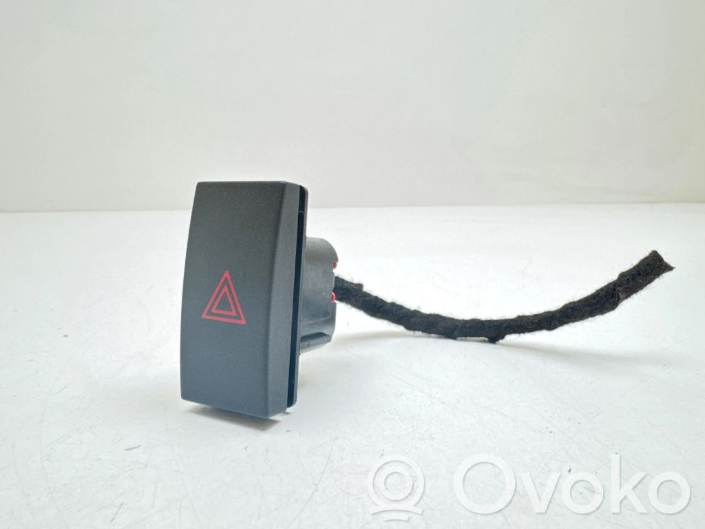 Botón interruptor de luz de peligro   13A350AB,17112003