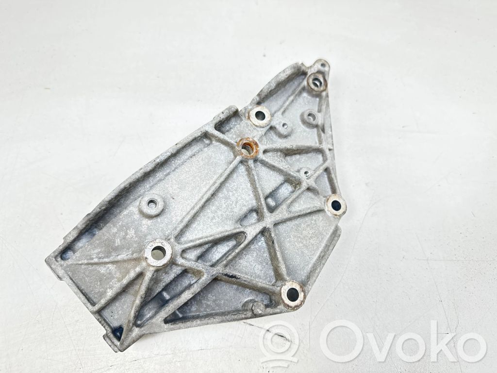 Engine mounting bracket   51549F
