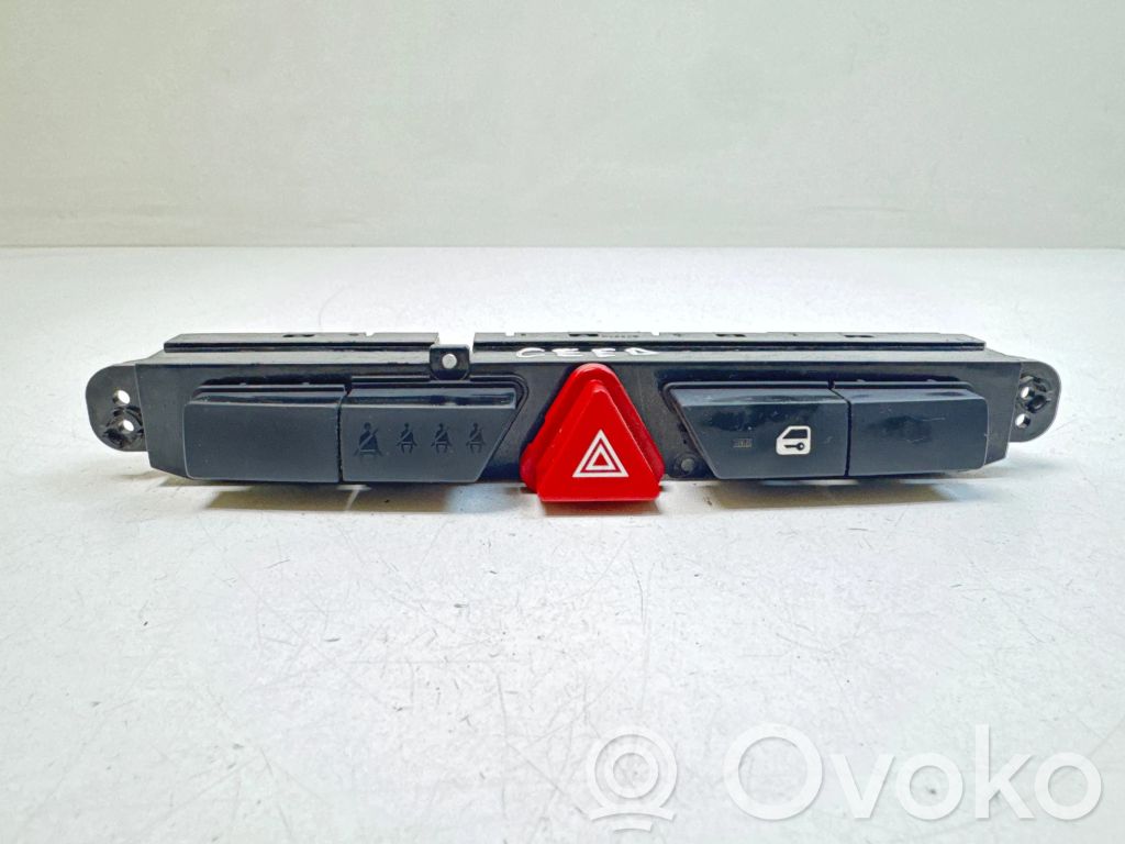 Botón interruptor de luz de peligro   937001H900,202006754