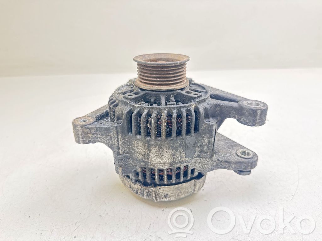 Toyota Corolla Verso E121 Alternator 