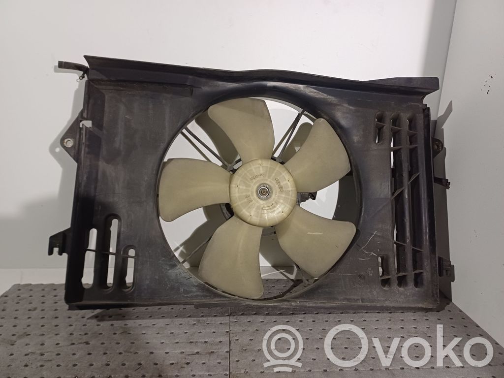 Toyota Corolla Verso E121 Elektrisks radiatoru ventilators 