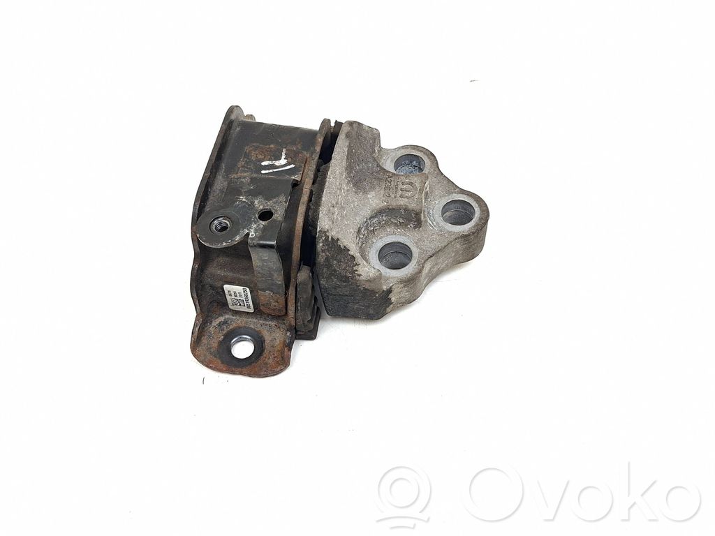 Engine mount bracket   00519360250,04236,80284,0A236,31015