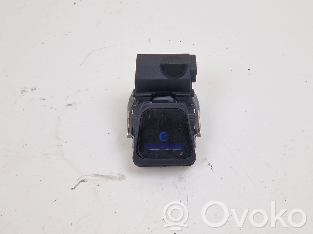 Mitsubishi Outlander Windshield/windscreen camera 