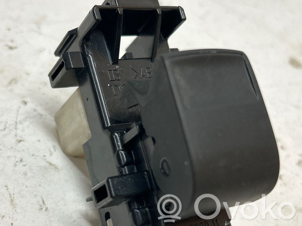 Toyota Yaris Electric window control switch 