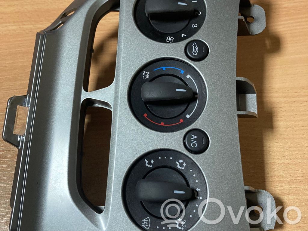 Ford Focus Climate control unit 