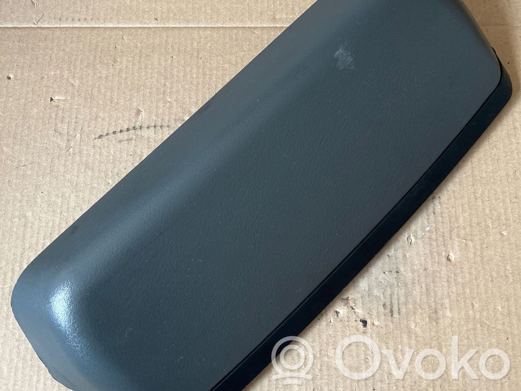 Volvo S40, V40 Third/center stoplight 
