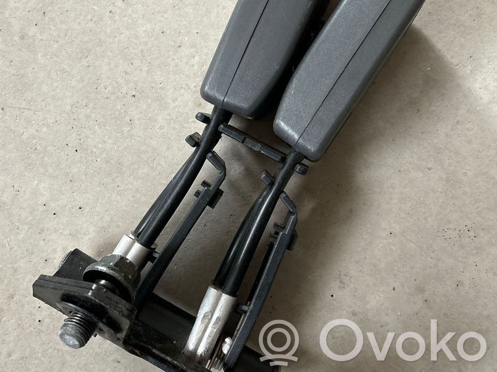 Volvo S40, V40 Rear seatbelt buckle 