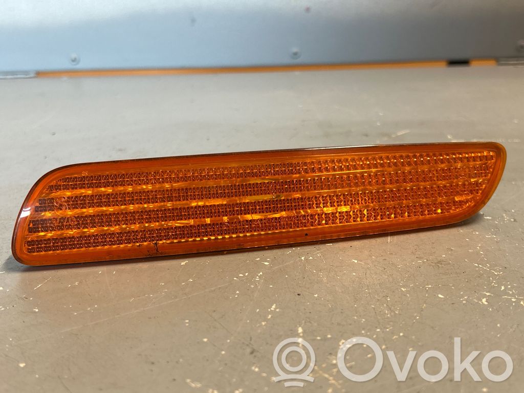 Volvo S40 Reflector spate 