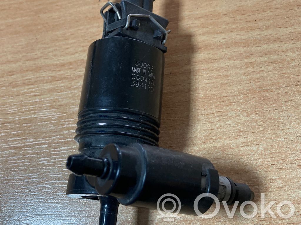 Nissan Note (E11) Windscreen/windshield washer pump 