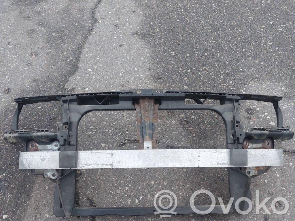 Audi A3 S3 8L Radiatorių panelė 
