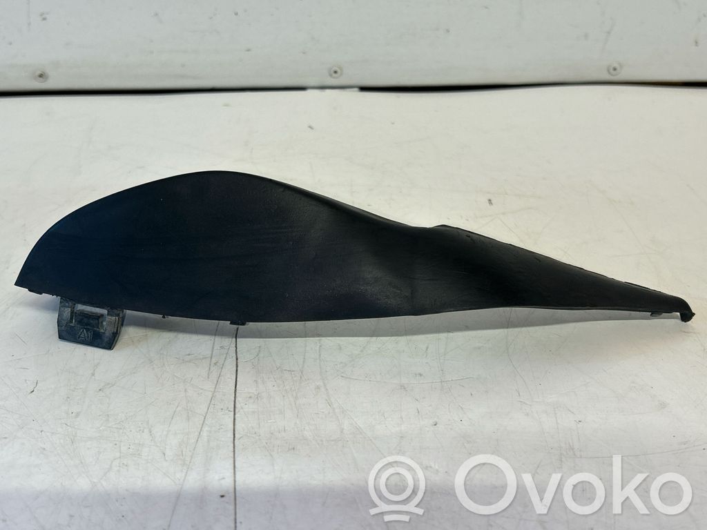 Volvo V70 Windshield trim 