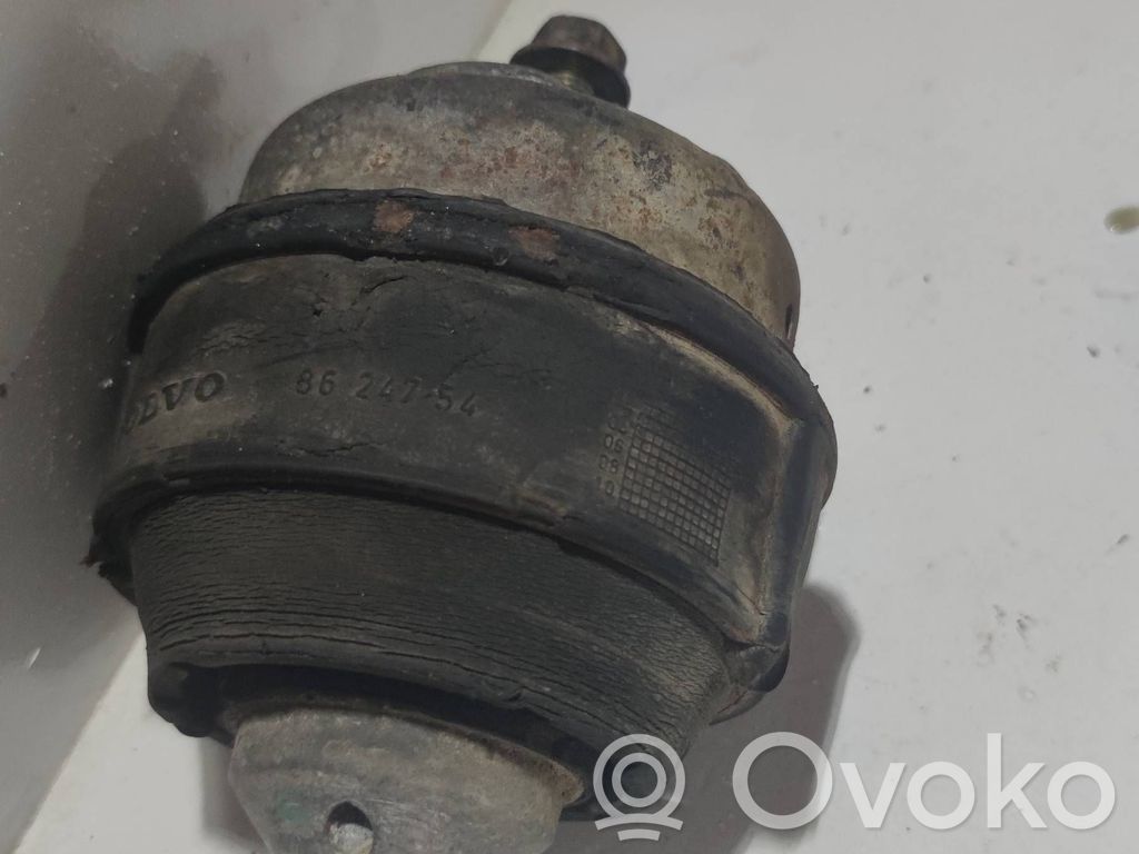 Engine mount bracket   8624754