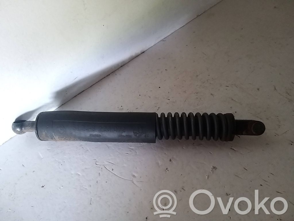 BMW 5 E39 Tailgate/trunk strut/damper 