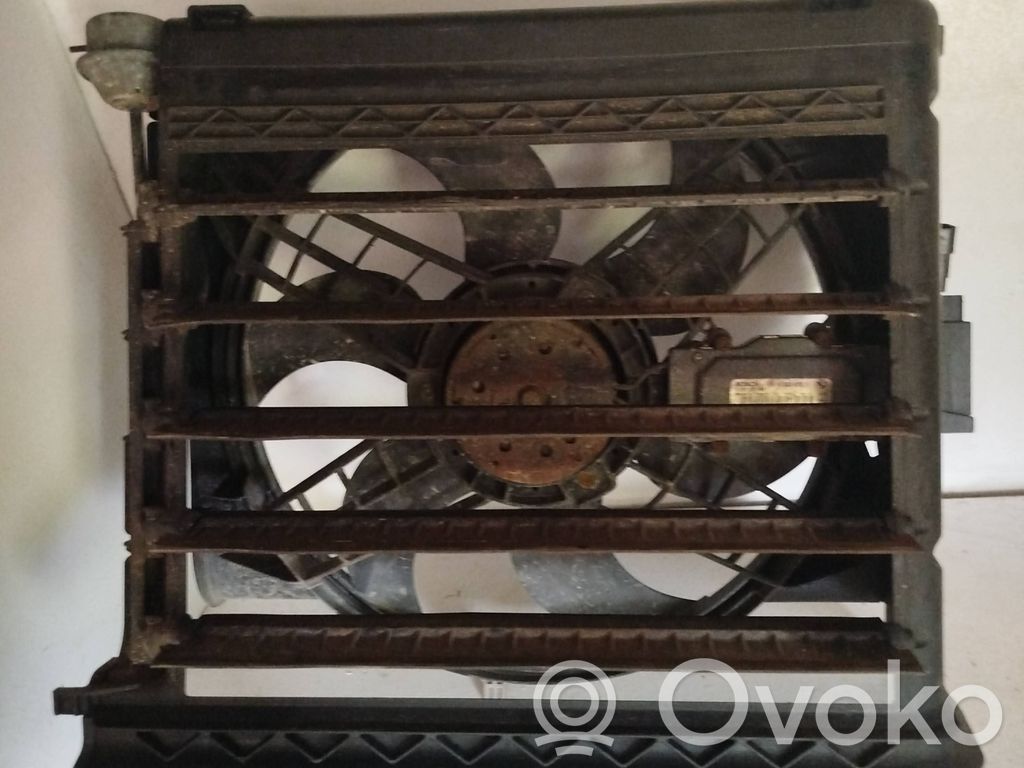 BMW 3 E46 Elektrisks radiatoru ventilators 