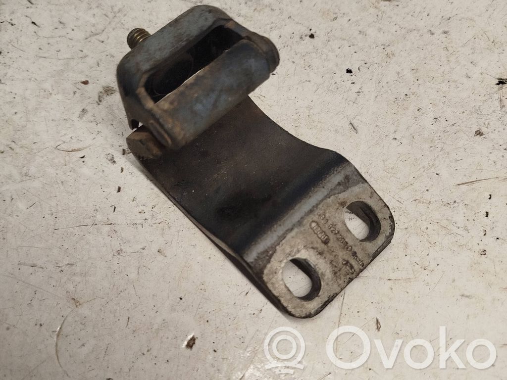 Tailgate/trunk/boot hinge   4B9827299B