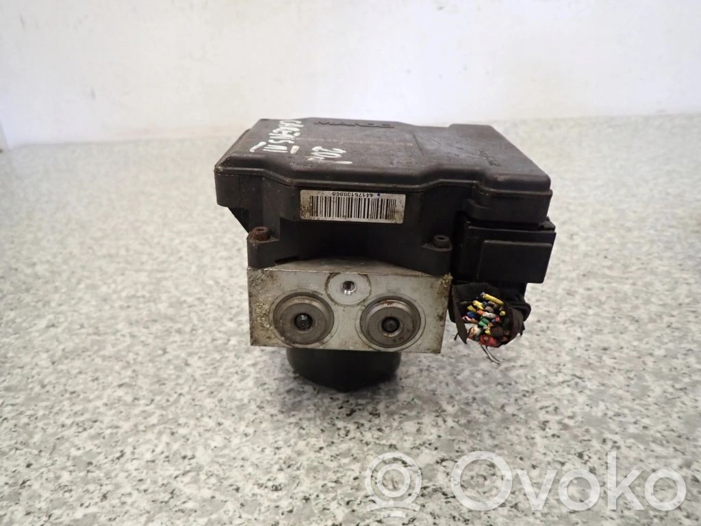 KIA Carens III Bomba de ABS 