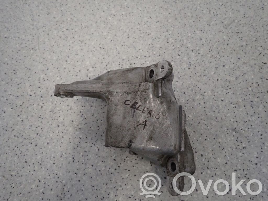 Suzuki Celerio Gearbox mount 