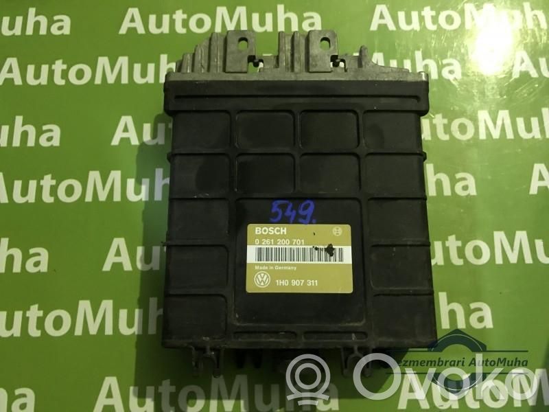 Engine control unit/module ECU   0261200701,1H0907311