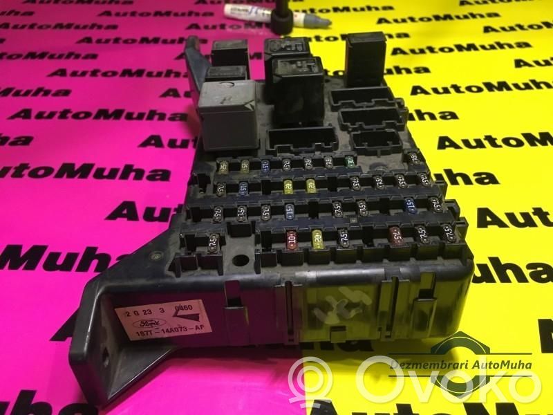 Ford Mondeo Mk III Fuse module 