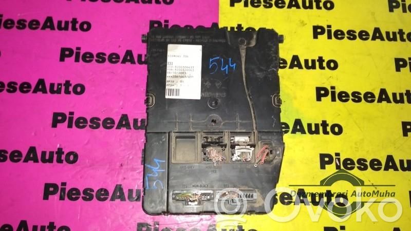 Renault Megane II Module de fusibles 