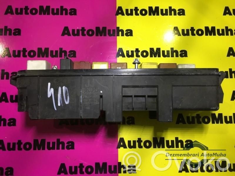 Opel Vectra C Fuse module 