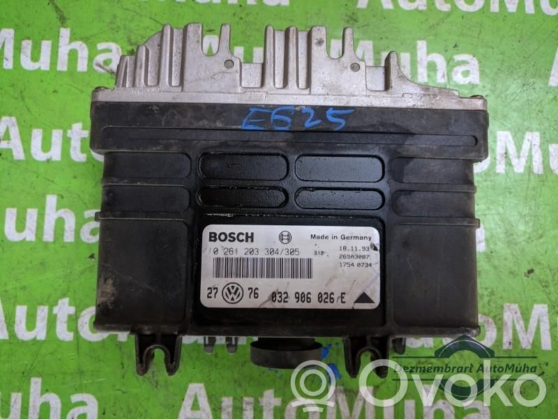 Engine control unit/module ECU   0261203304,0261203305,032906026E,2776