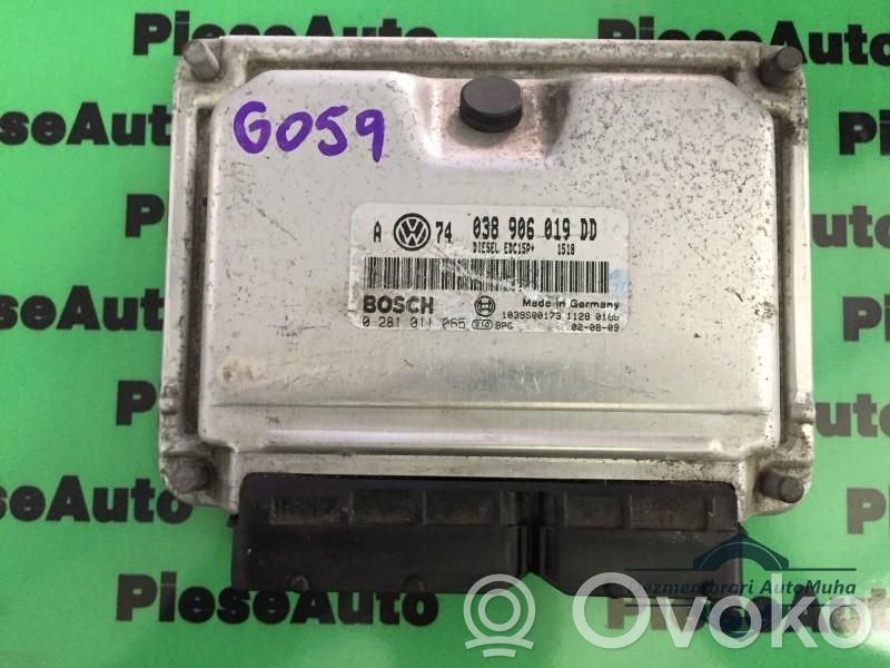 Volkswagen Golf IV Engine control unit/module ECU 