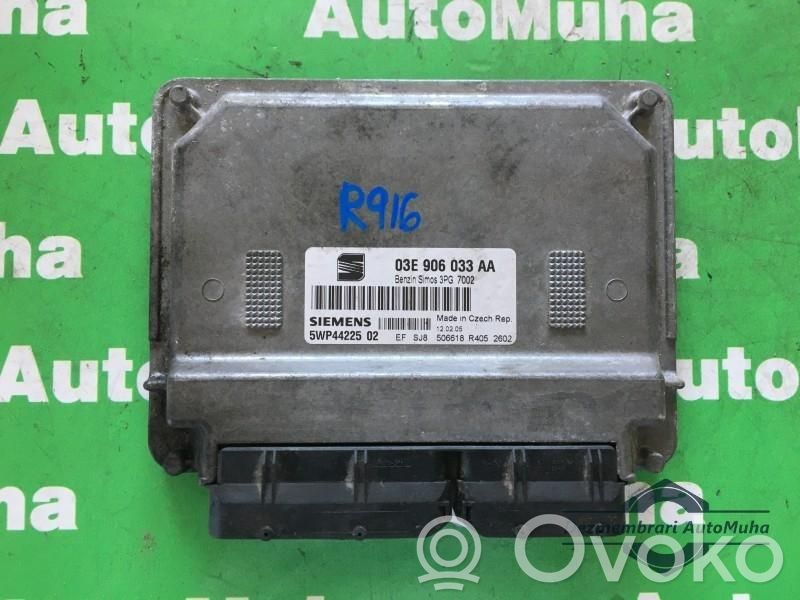 Engine control unit/module ECU   03E906033AA,5WP4422502,SIMOS3PG7002