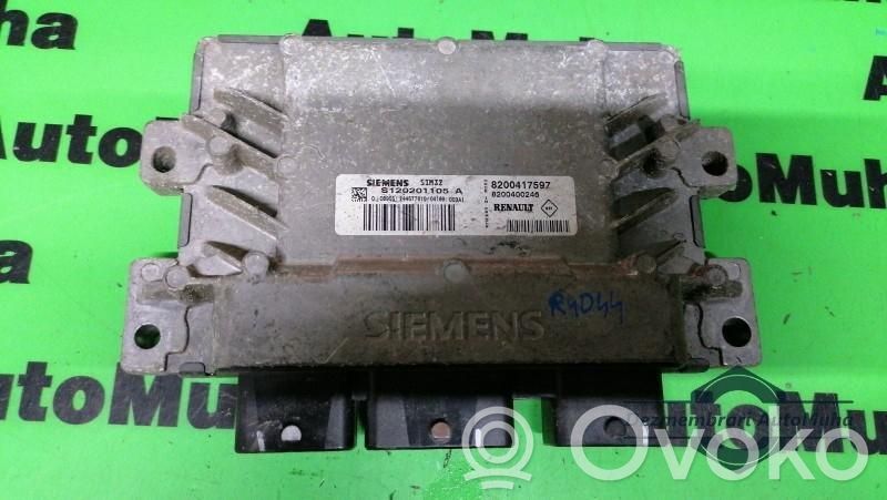 Unidad de control/módulo ECU del motor   8200417597,S120201105A