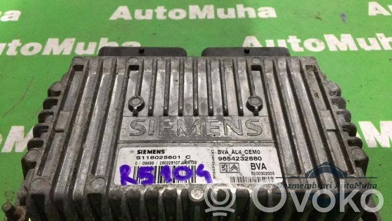 Engine control unit/module ECU   9654232880,S118025601C