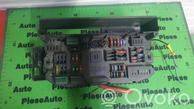 BMW X5 E70 Fuse module 