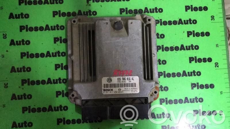 Volkswagen Touran I Engine control unit/module ECU 