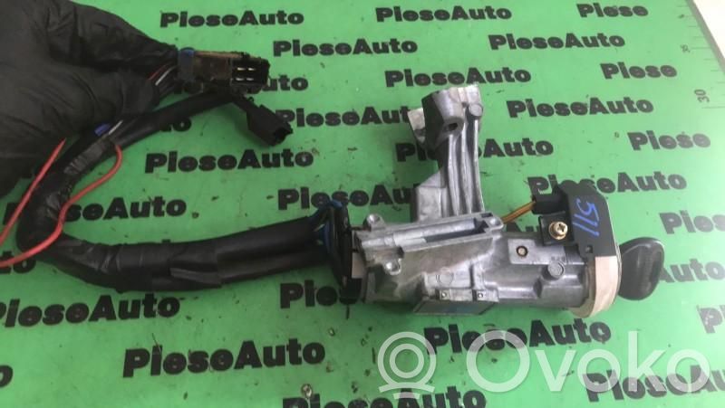 Mitsubishi Montero Virtalukon kytkin 