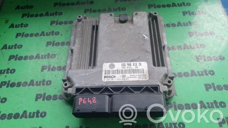 Volkswagen Touran I Engine control unit/module ECU 