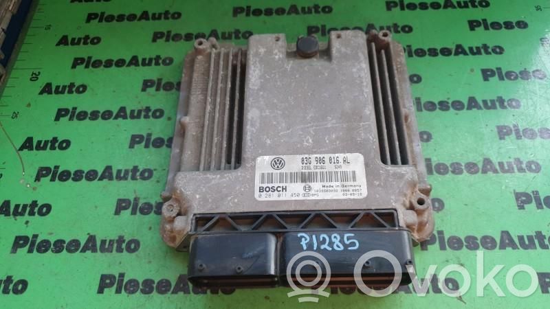 Volkswagen Touran I Engine control unit/module ECU 