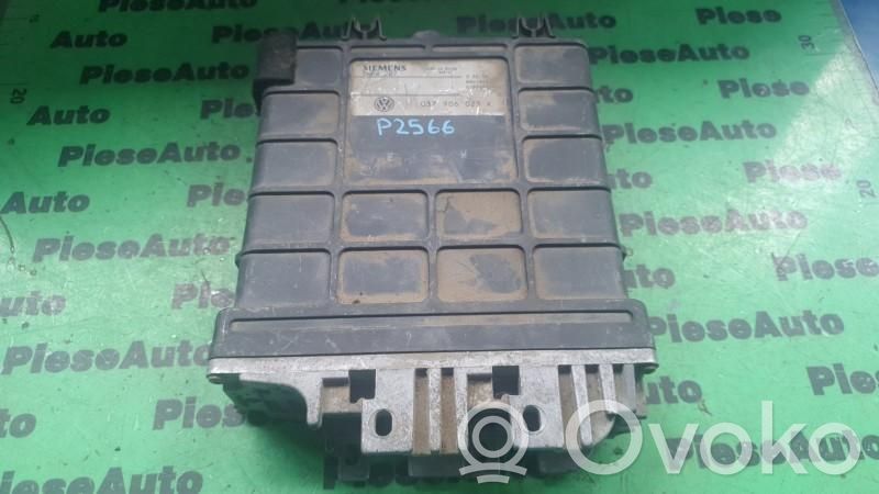 Volkswagen PASSAT B4 Engine control unit/module ECU 