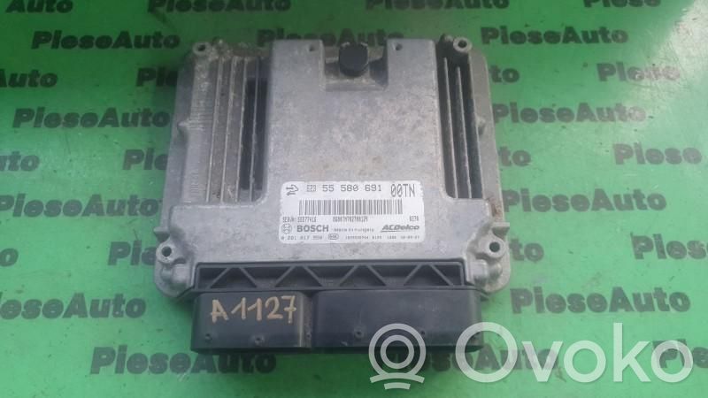 Unité de commande, module ECU de moteur   0281017950,55580691
