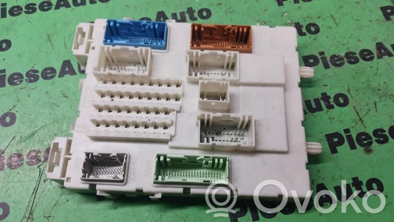 Ford Focus Fuse module 