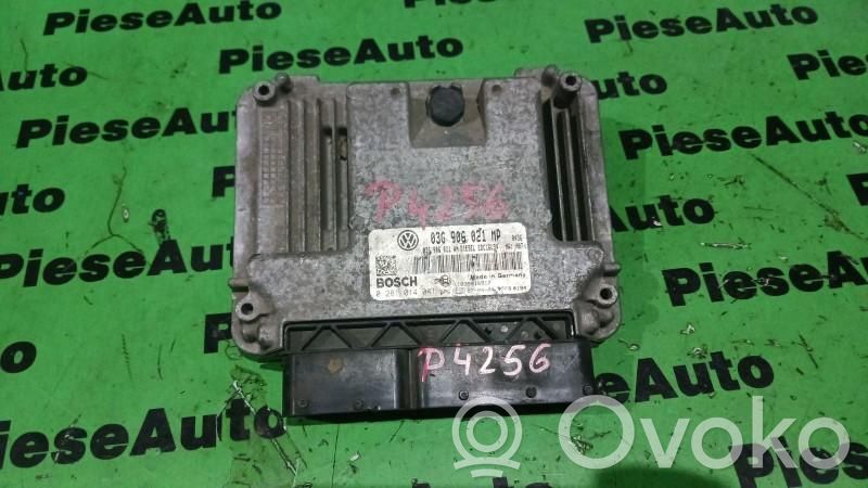 Volkswagen Touran I Engine control unit/module ECU 