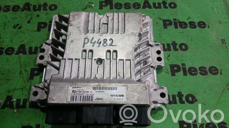 Volvo V50 Engine control unit/module ECU 