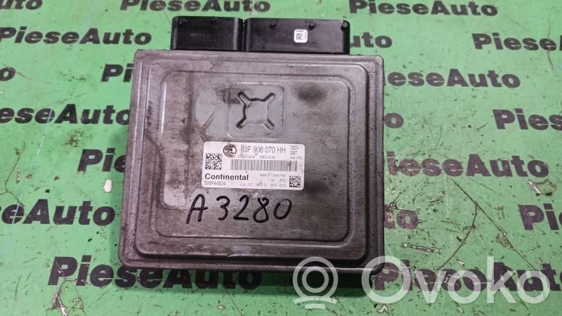 Engine control unit/module ECU   03F906070HH,5WP44824
