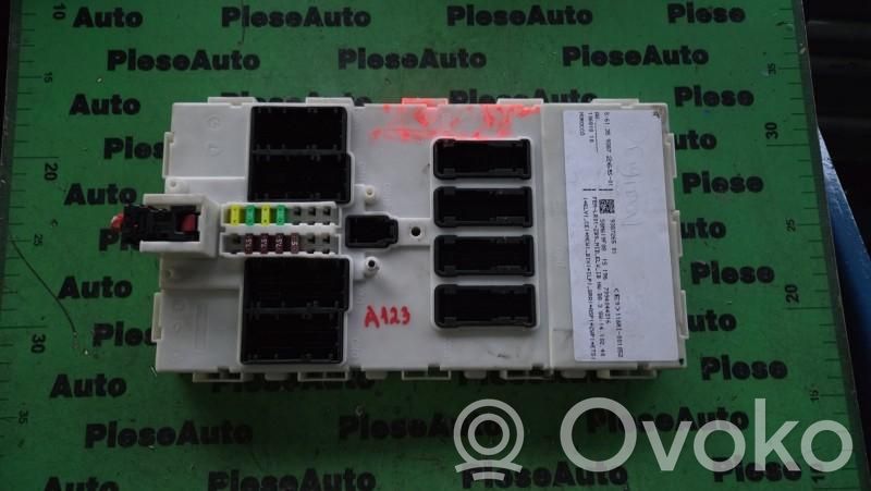 BMW 1 F20 F21 Fuse module 