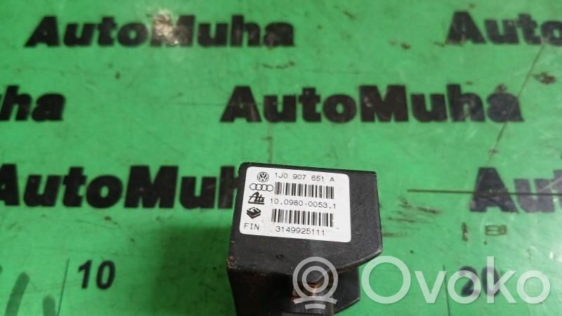 Volkswagen Golf IV Sensor ESP de aceleración de frecuencia del intermitente 