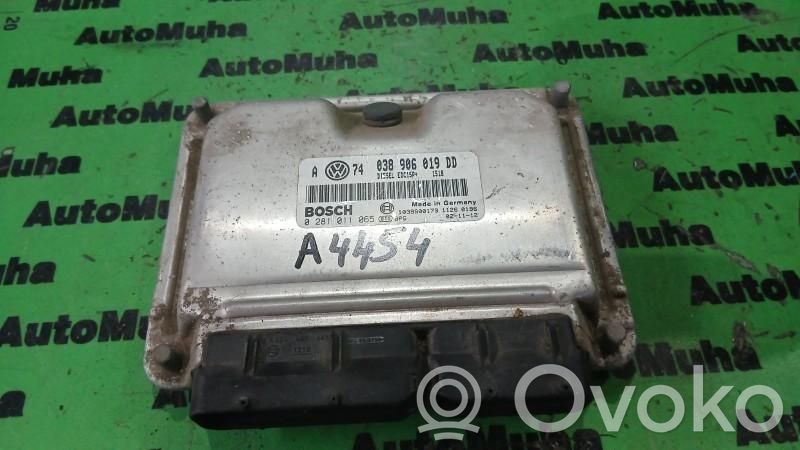 Volkswagen Golf IV Engine control unit/module ECU 