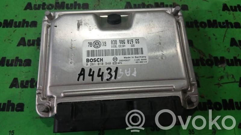 Volkswagen PASSAT B5.5 Engine control unit/module ECU 